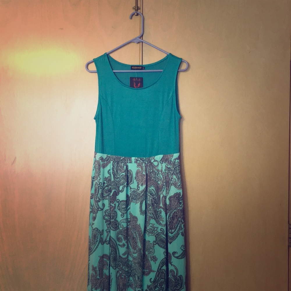 NWT Teal & Mint Maxi Dress